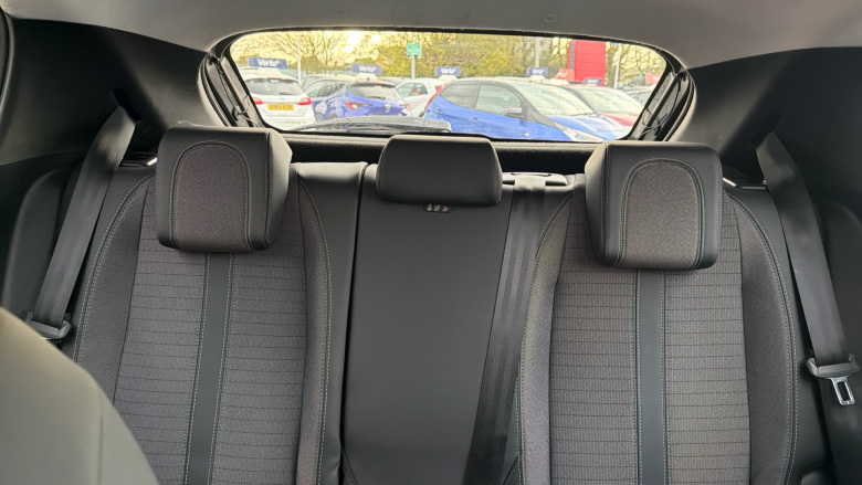 Peugeot 208 1.2 PureTech 100 Allure Premium 5dr Petrol Hatchback